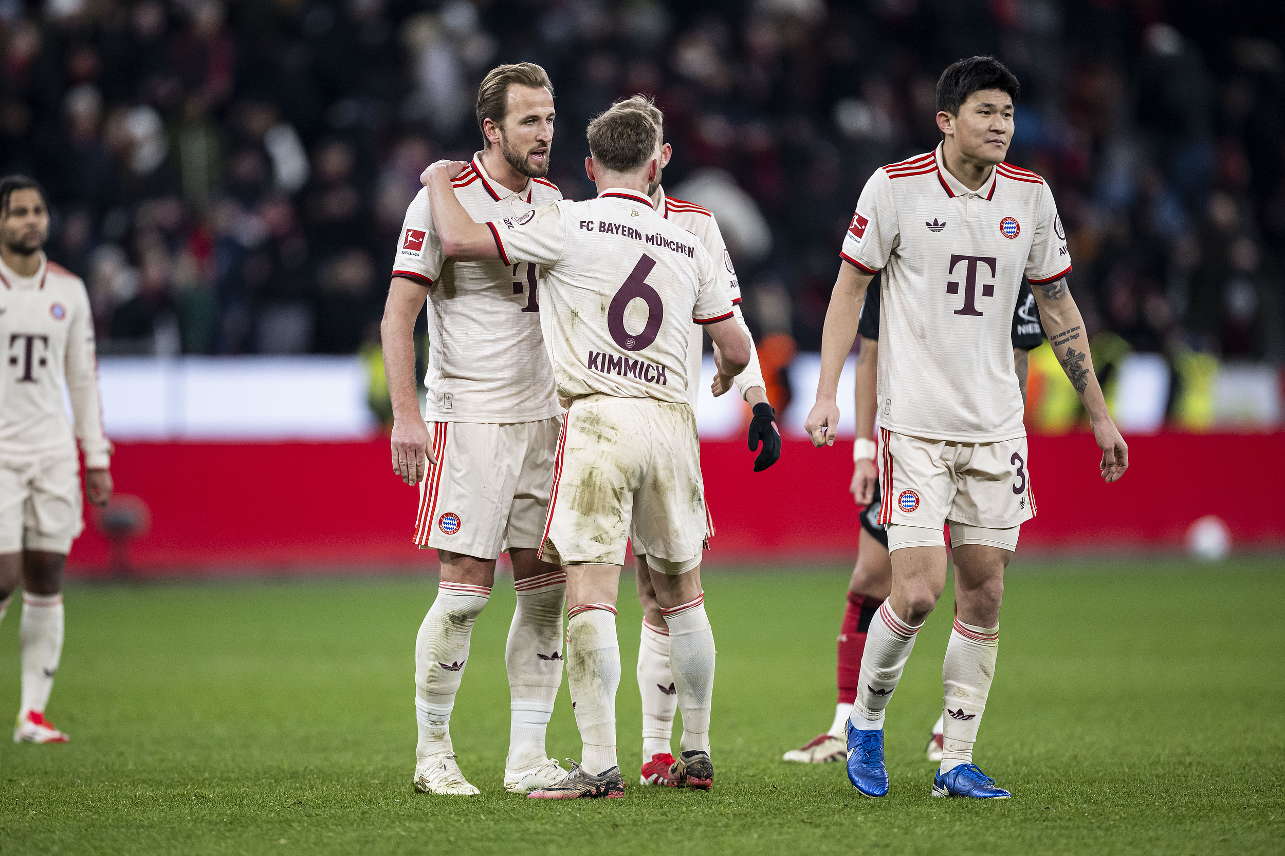 满冠体育官网-关于国际比赛日突围战来临，曼联围绕NBA常规赛战术微调，引发热议，身体对抗强度拉满的信息